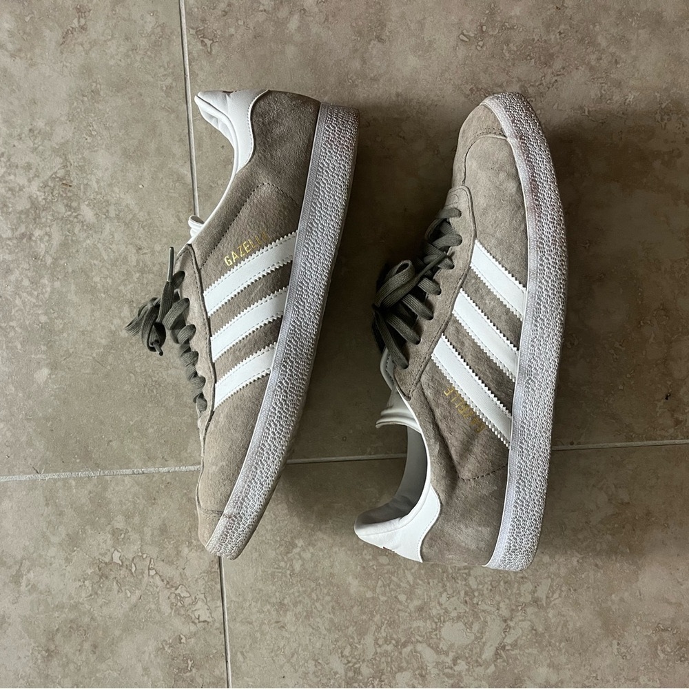 Adidas Gazelle Sneakers